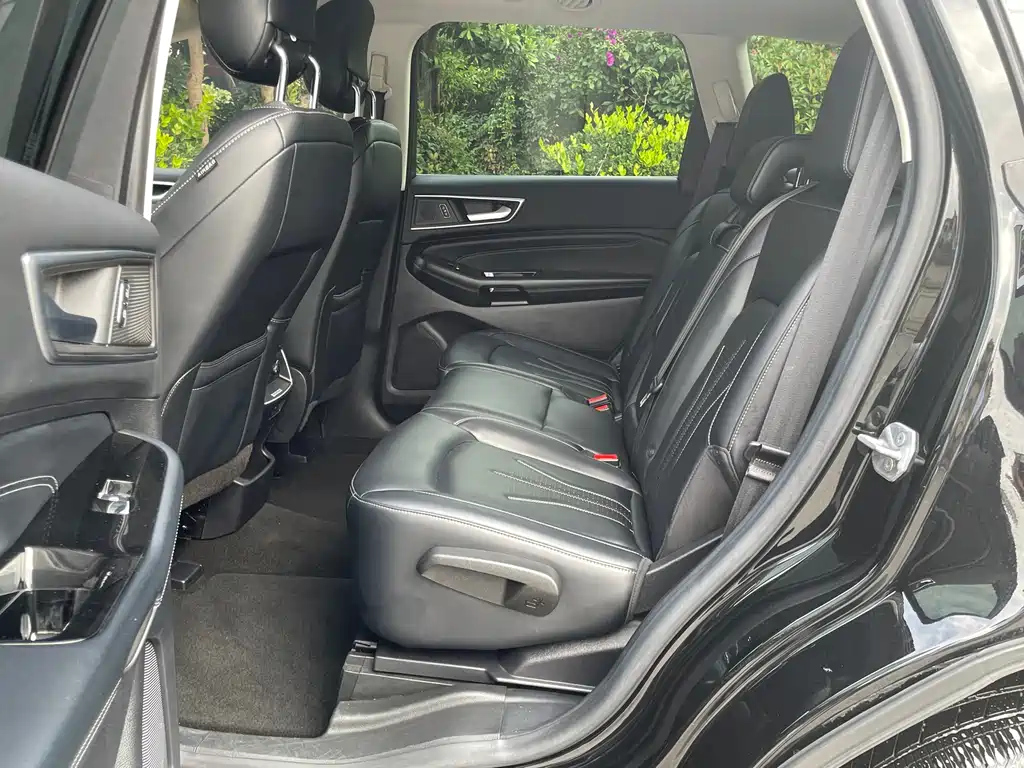 FORD EDGE 2021