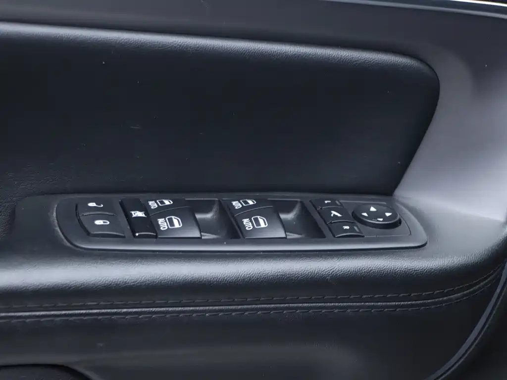 JEEP BIG 指挥官 2021