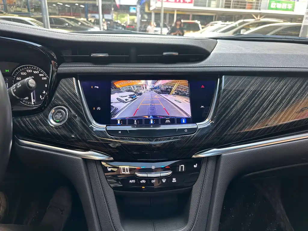 CADILLAC XT6 2022