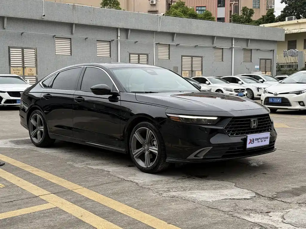 HONDA ACCORD 2025