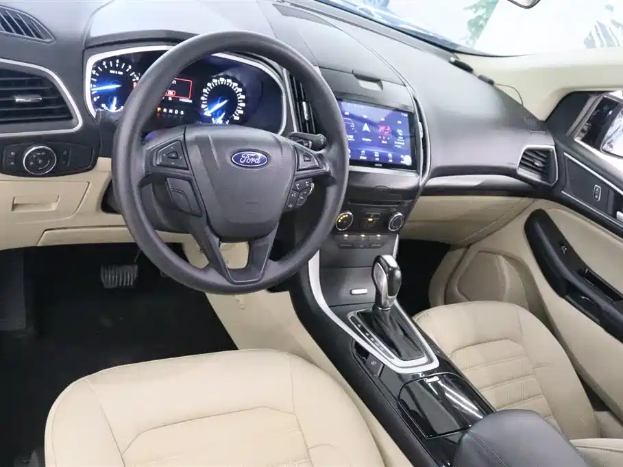 FORD EDGE 2019