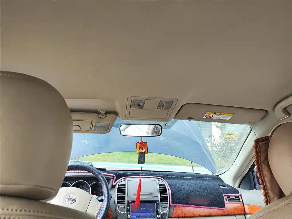 NISSAN SYLPHY 2015