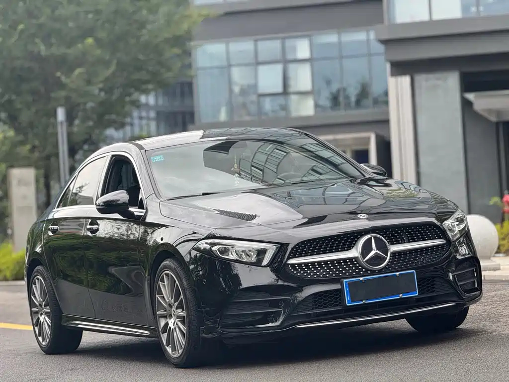 MERCEDES BENZ A-CLASS 2020