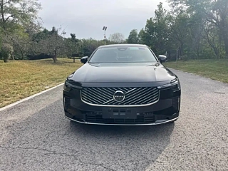 Заказать VOLVO S90
