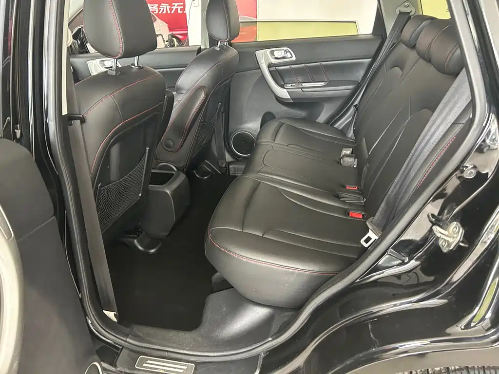 HAVAL H6 2015