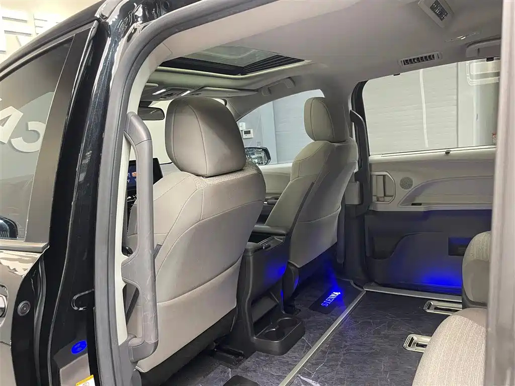 TOYOTA SIENNA SIENNA 2023