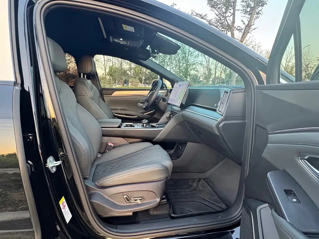 BYD SONG L DM-I 2025