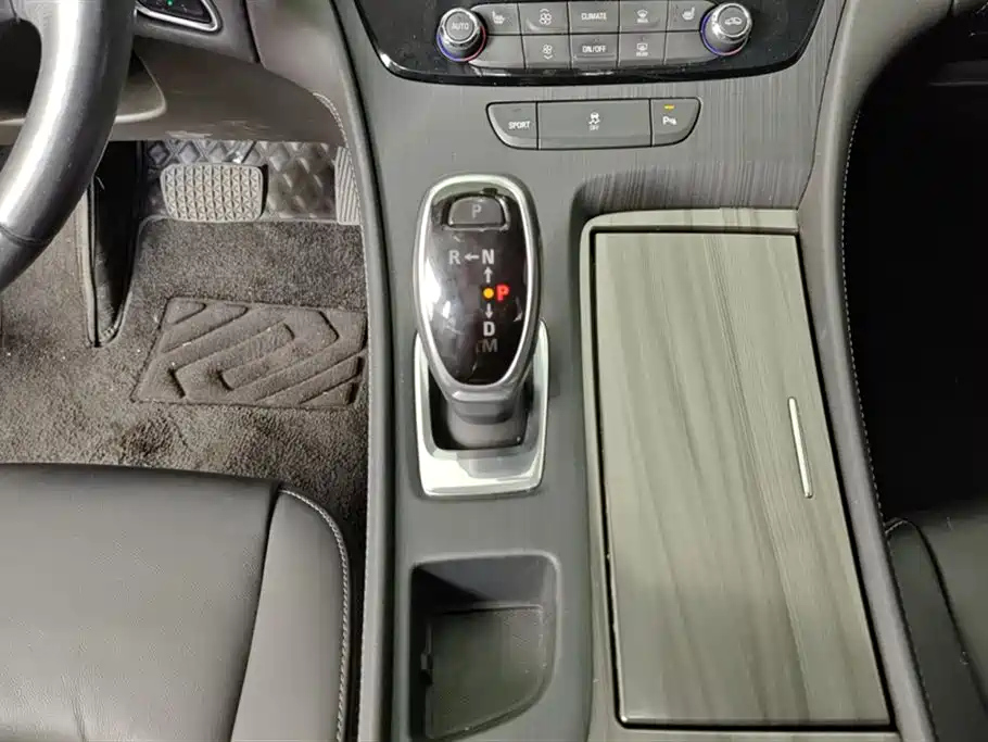 BUICK LACROSSE 2020