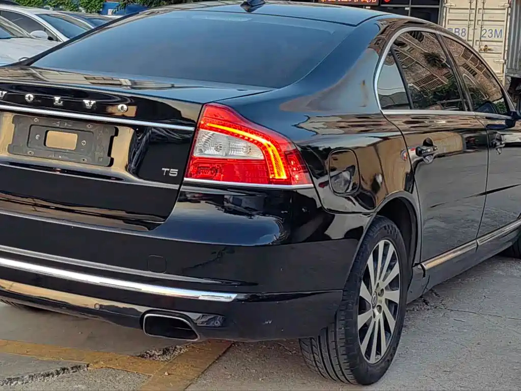 VOLVO S80L 2014