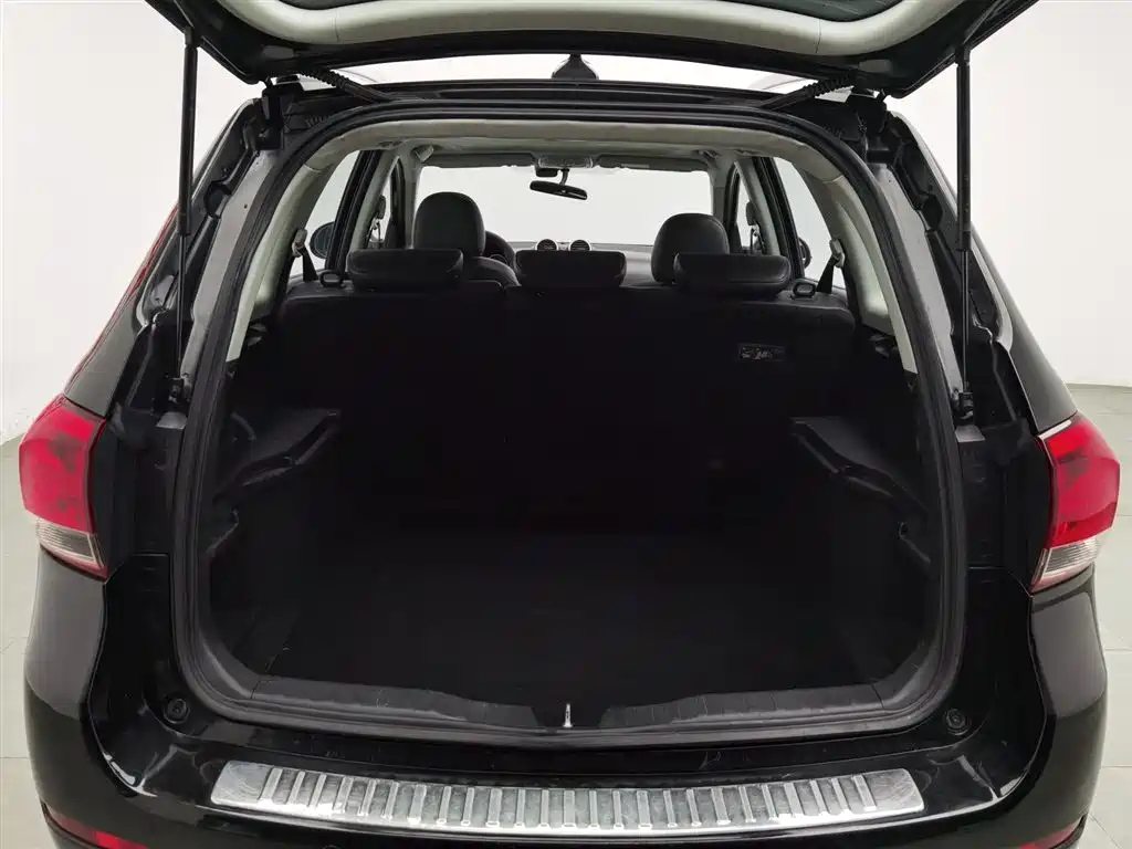 HAVAL H6 2015