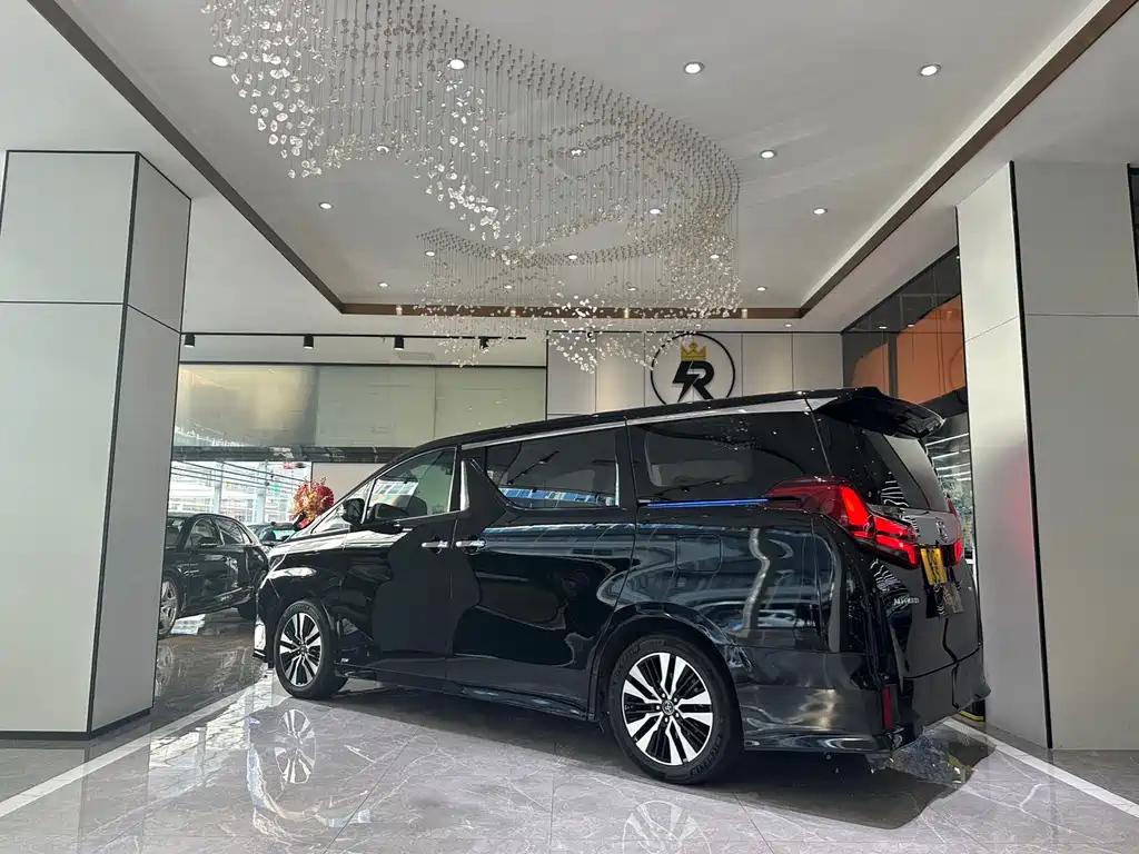 TOYOTA ALPHARD 2019