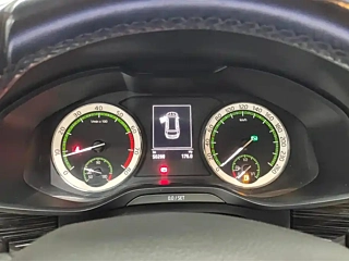 SKODA KODIAQ  2018 YEAR TSI330 7 SEATS 2WD LUXURY  EDITION 2018
