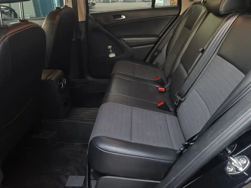 VOLKSWAGEN TIGUAN 2018