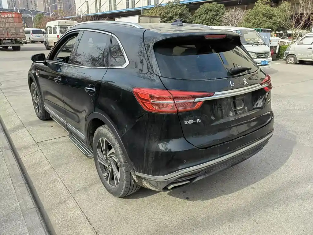 HONGQI HS5 2022