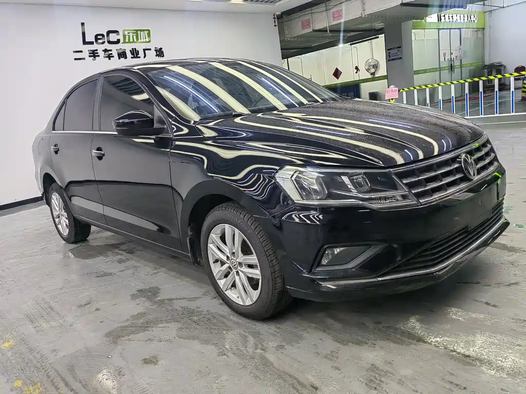 Аукционный лист VOLKSWAGEN JETTA 2017