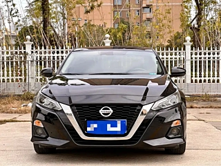NISSAN TEANA 2023
