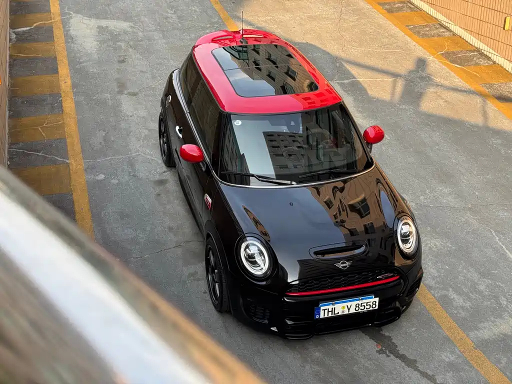 MINI JCW 2020