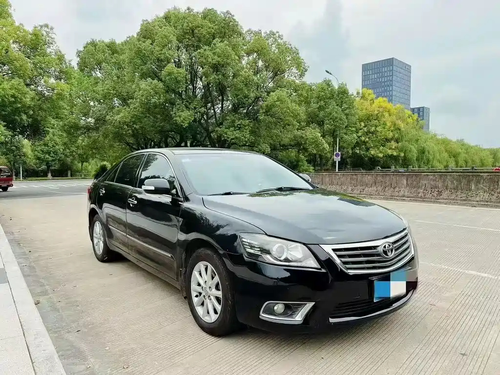 TOYOTA CAMRY 2010