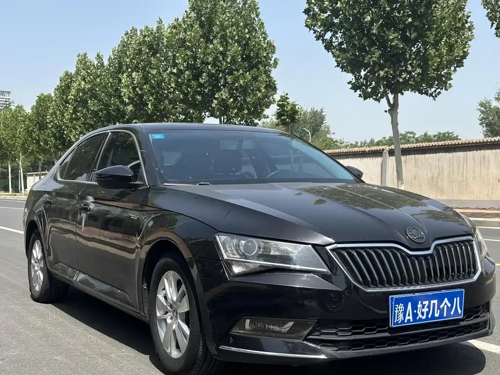 SKODA SUPERB 2018