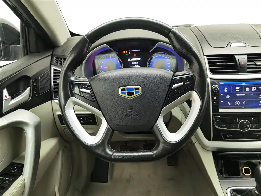 GEELY AUTO EMGRAND 2016