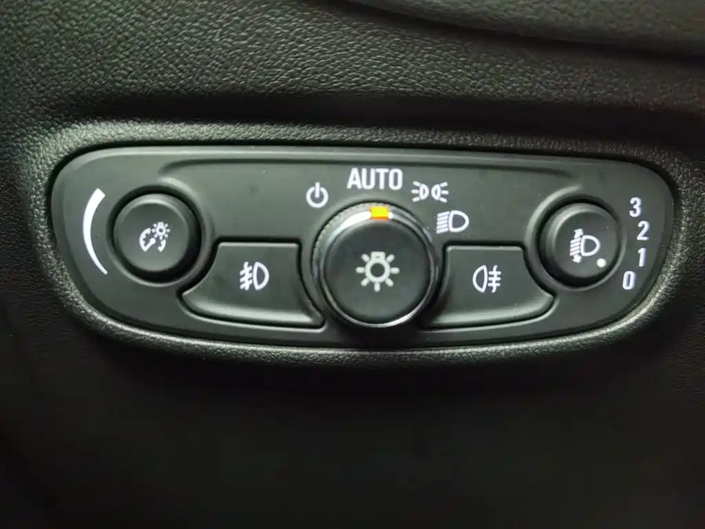 CHEVROLET EXPLORER 2020