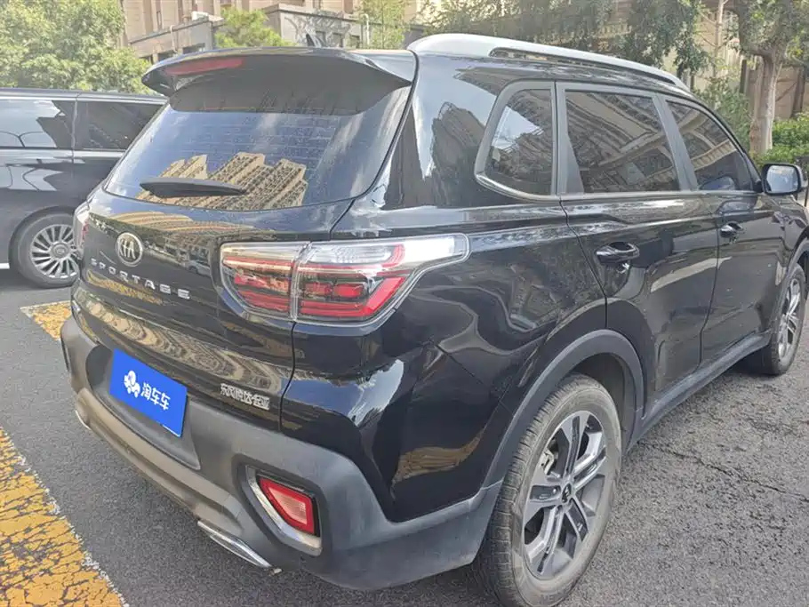 KIA SPORTAGE 2021