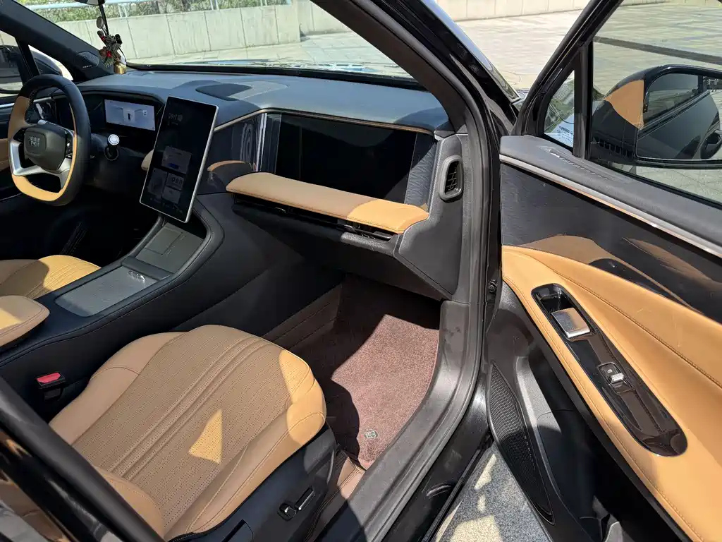 GEELY GALAXY GALAXY L7 2023