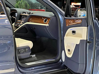 BENTLEY BENTAYGA  2024 YEAR 4.0T V8  EDITION 2024