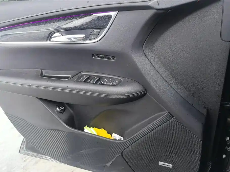 CADILLAC XT5 2023