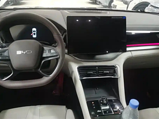 BYD SONG PLUS NEW ENERGY  2025 YEAR EV 520KM PREMIUM 2025