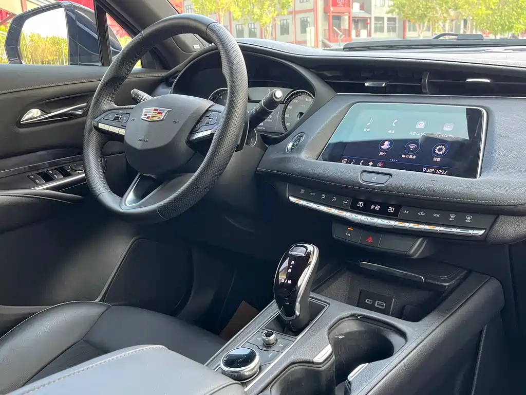 CADILLAC XT4 2020