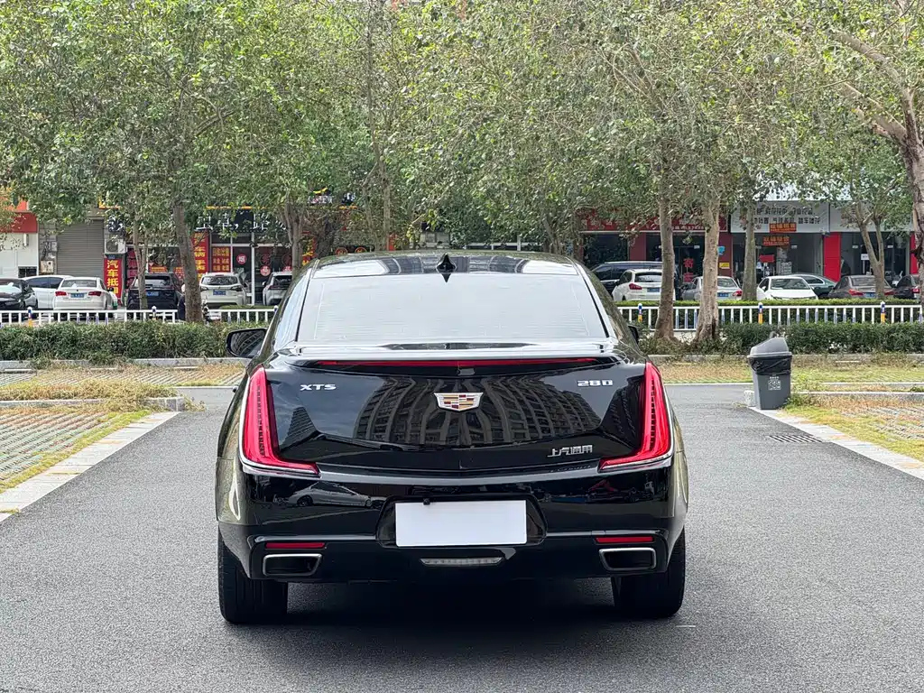 CADILLAC XTS 2018
