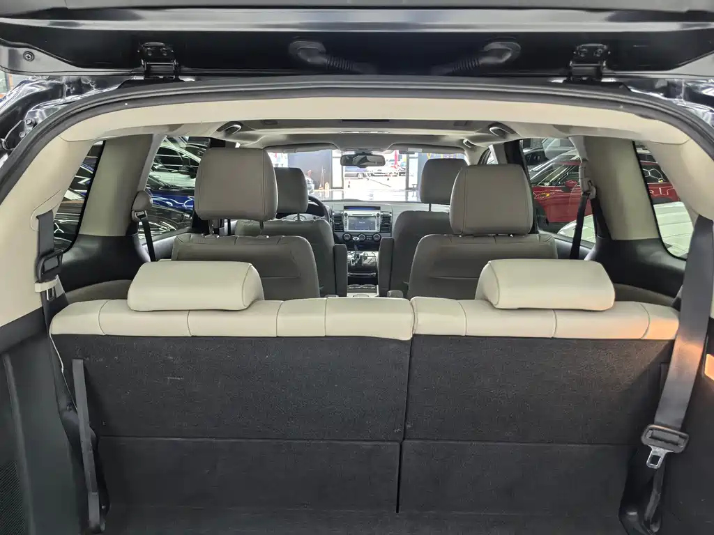 MAZDA 8 2015