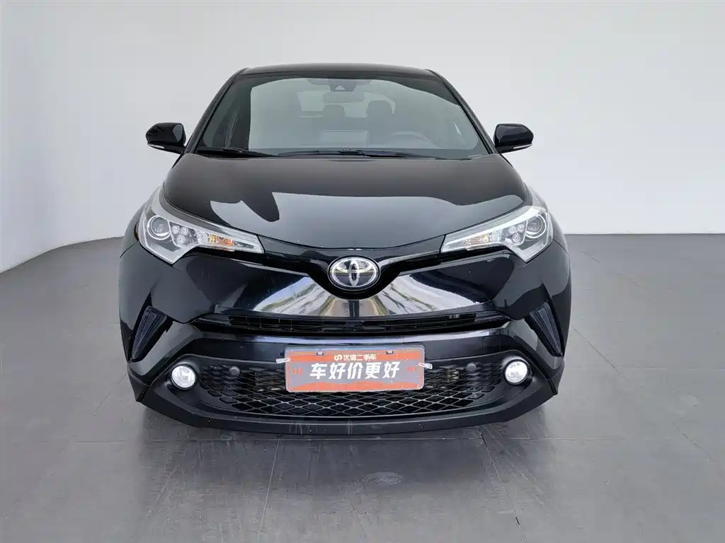 TOYOTA C-HR 2018