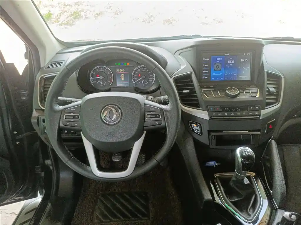DONGFENG AEOLUS AX7 2016