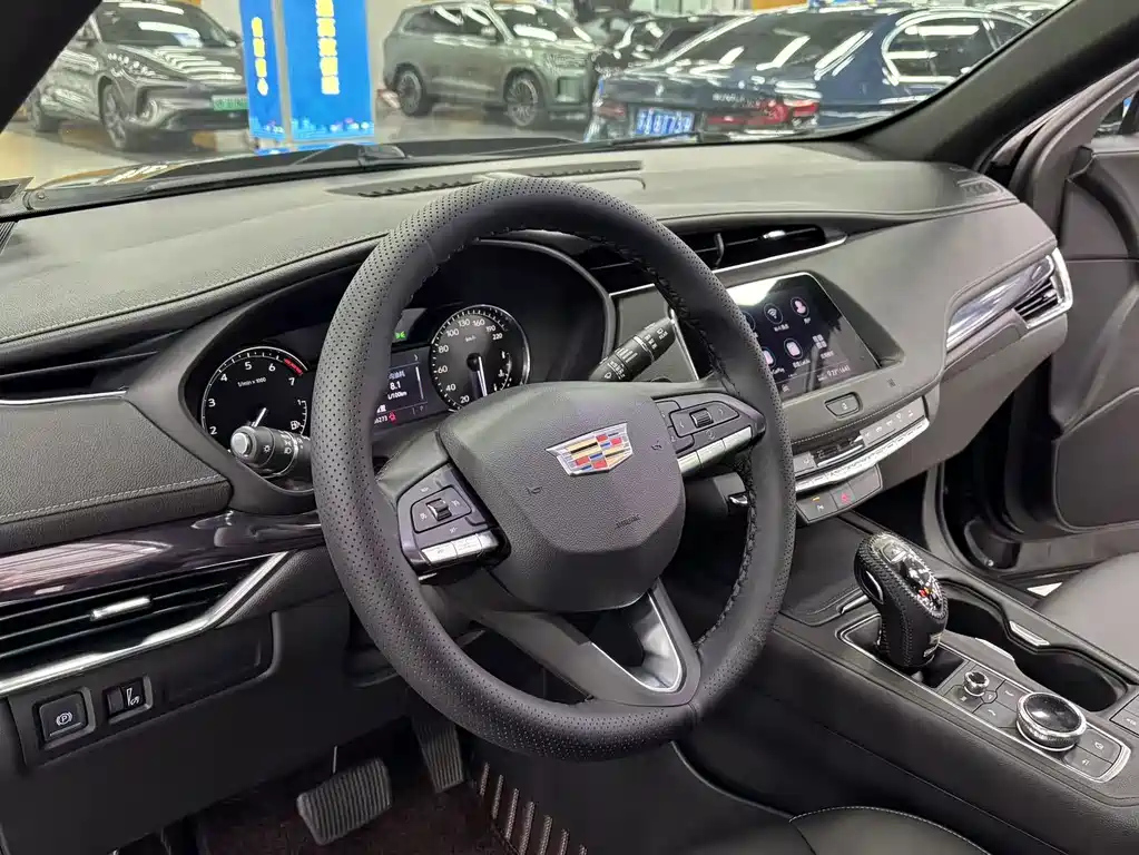 CADILLAC XT4 2020