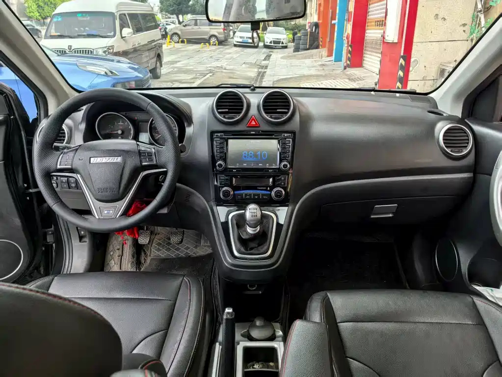 HAVAL H6 2015