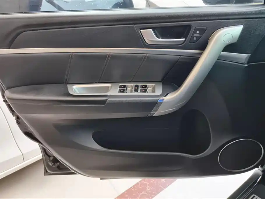 HAVAL M6 2018