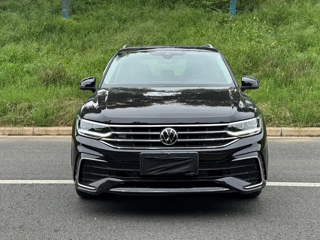 VOLKSWAGEN TIGUAN L 2023