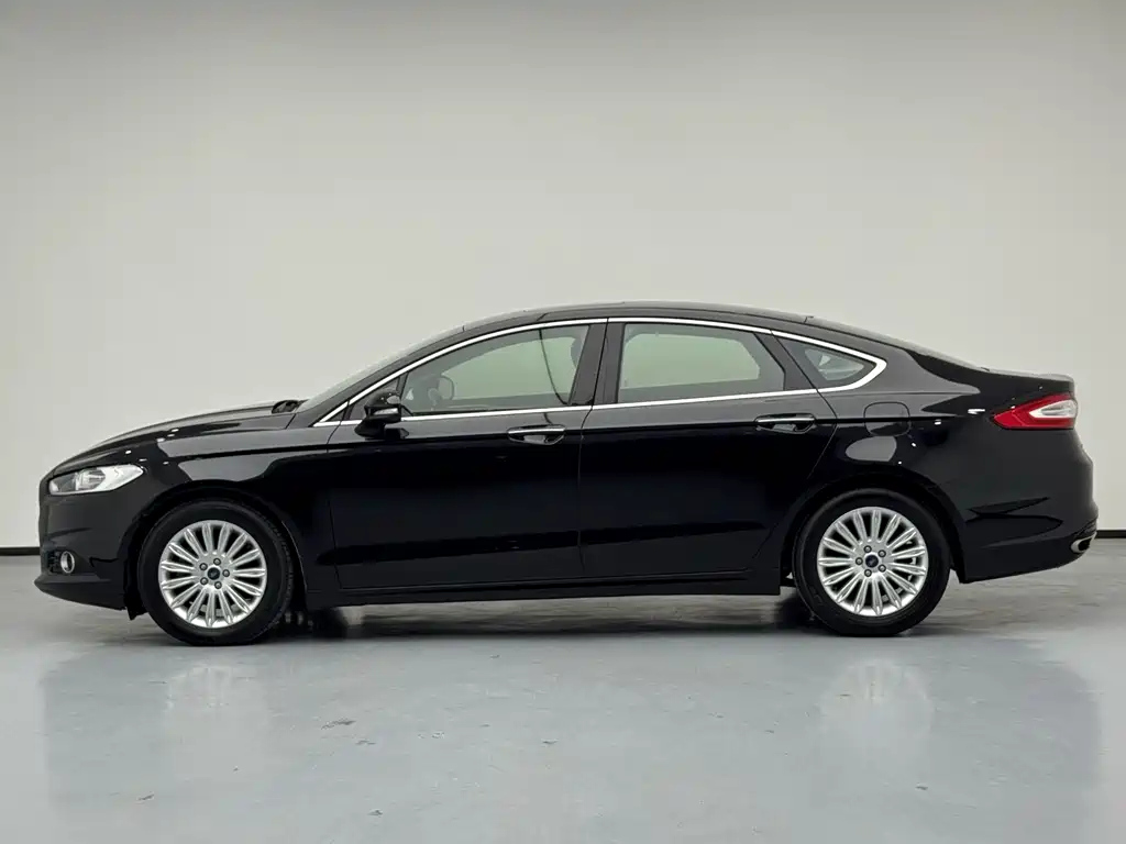FORD MONDEO 2014