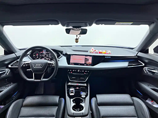 AUDI E-TRON GT  2023 YEAR &#22522;&#26412; TYPE 2023