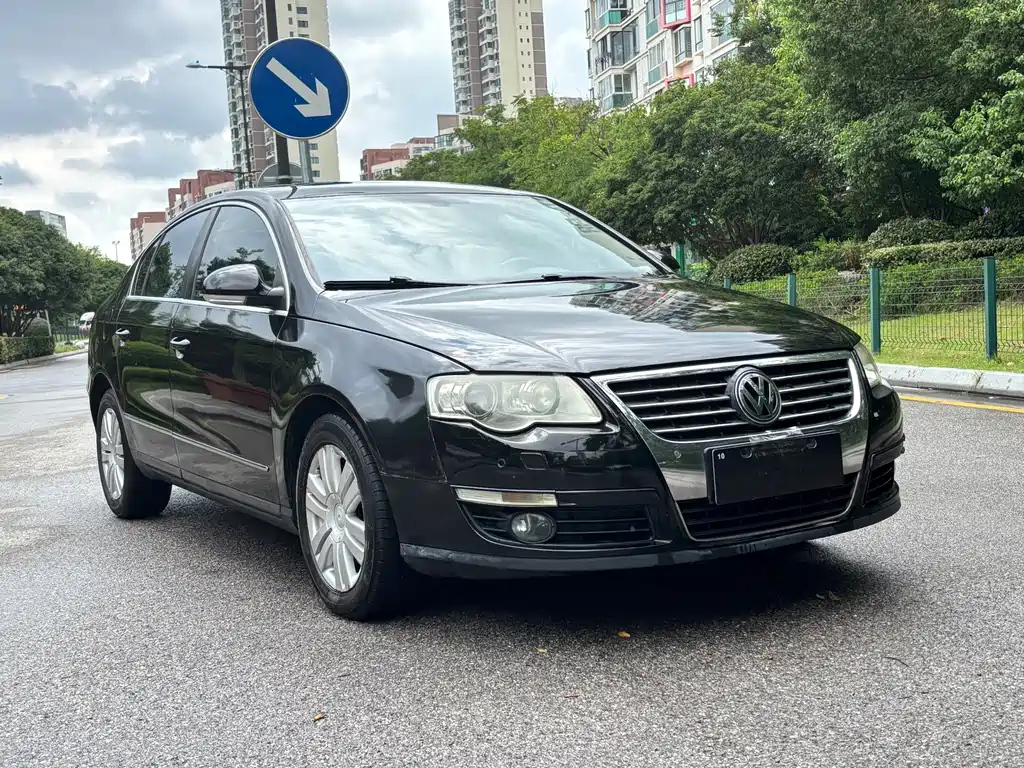 VOLKSWAGEN MAGOTAN 2011