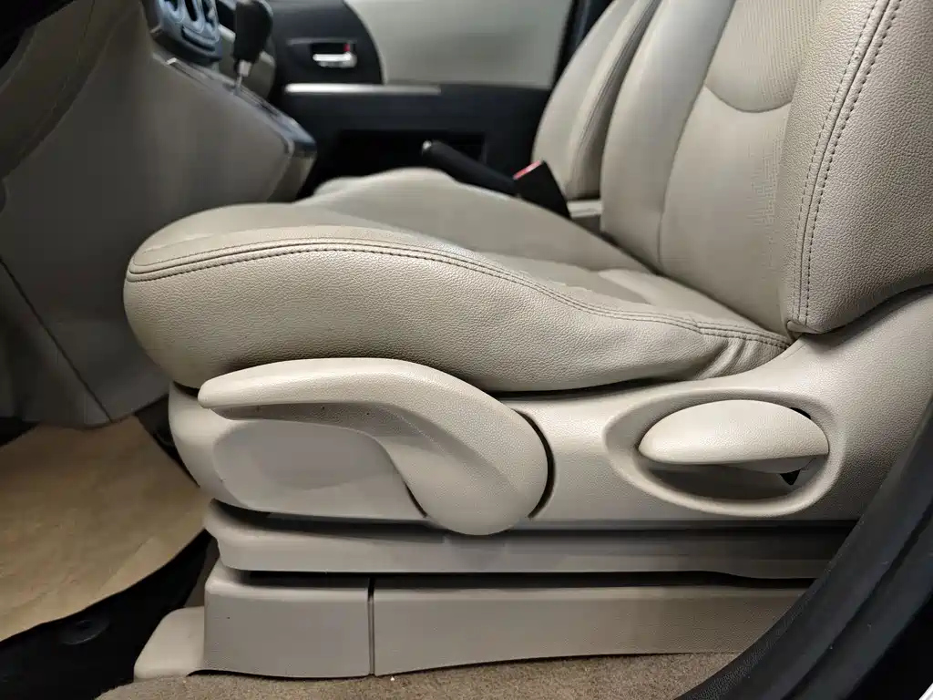 MAZDA 5 2008