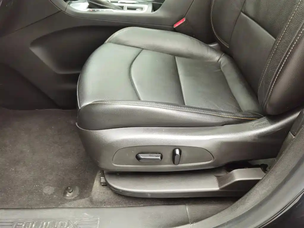 CHEVROLET EXPLORER 2020