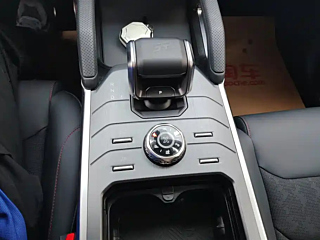 JETOUR &#26053;&#34892;&#32773; 2025 YEAR 2.0TD DCT XWD DISCOVERY 2025