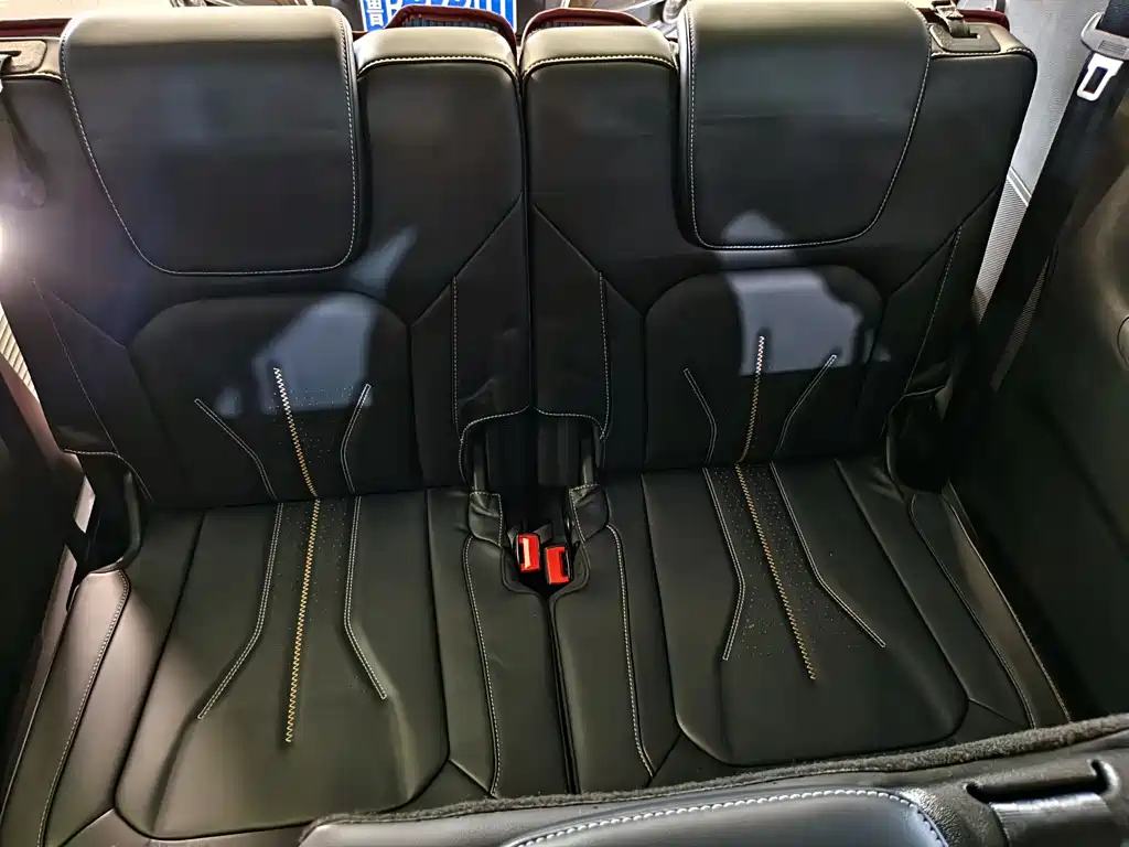 FORD EDGE 2021