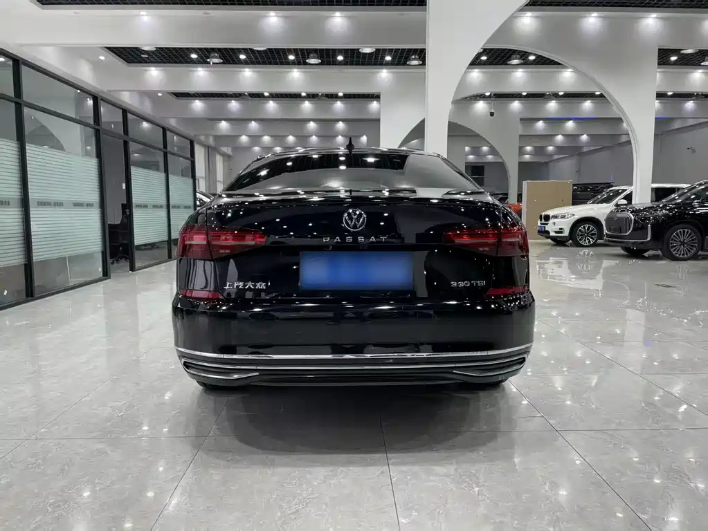 VOLKSWAGEN PASSAT 2021
