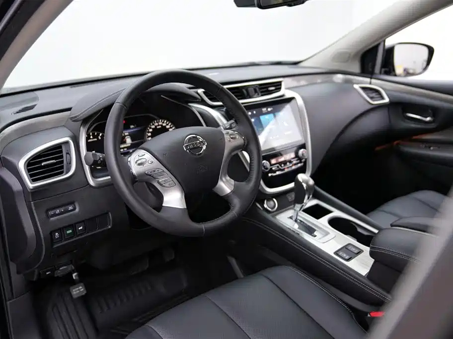 NISSAN MURANO 2023