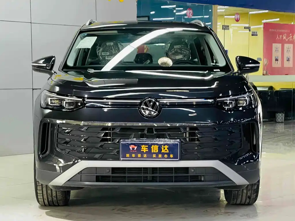 VOLKSWAGEN TAYRON 2025