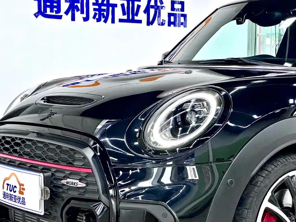 MINI JCW 2023